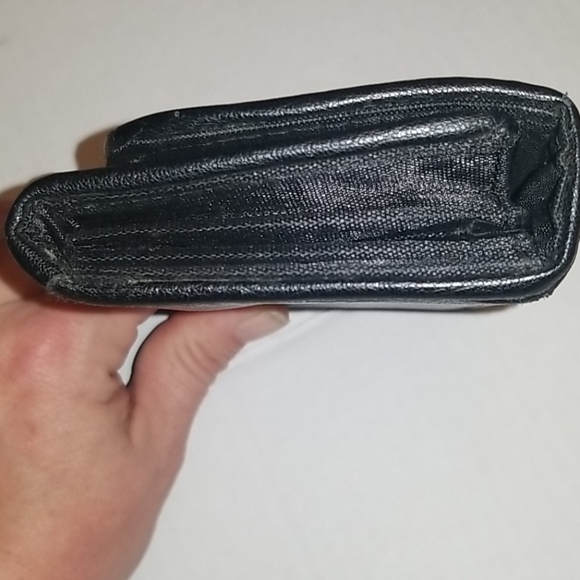 Claire's Wallet - Picture 2 of 4